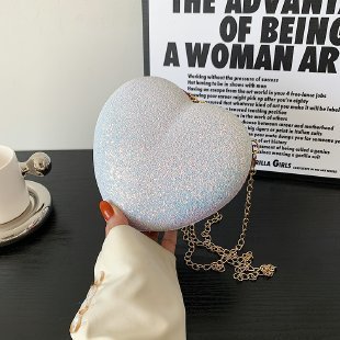 Shiny Handbag Heart Shape Metal Clutches